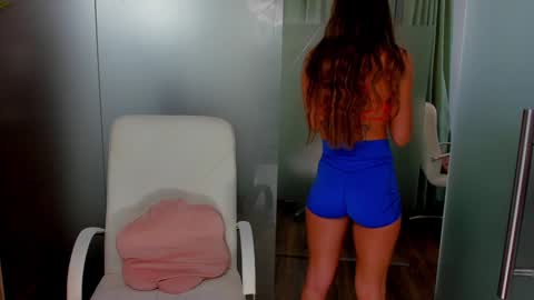 Anya online show from January 2025 02:55:02 PM