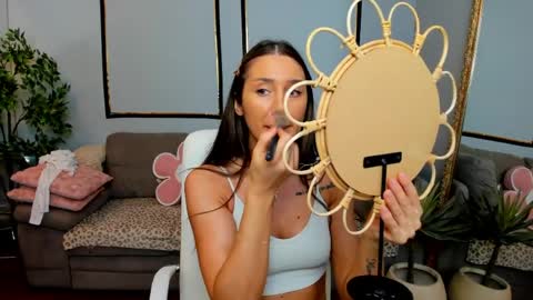 Anya online show from April 2026 11:52:02 AM