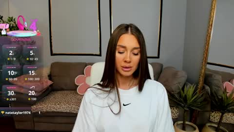 Anya online show from April 2026 01:08:02 PM