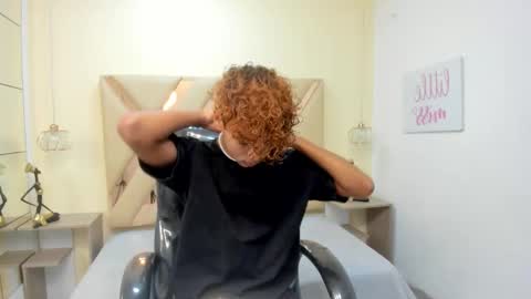 anyelotwink online show from January 2026 12:42:01 PM