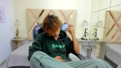 anyelotwink online show from March 2026 08:26:02 PM