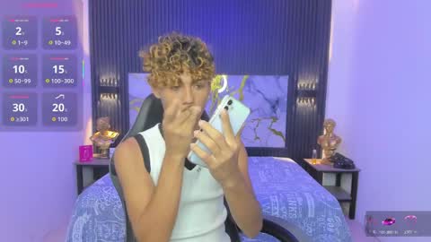 anyelotwink online show from April 2026 05:42:02 PM