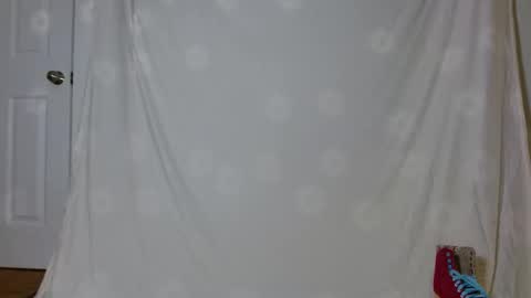 Lila online show from November 2025 10:53:02 PM