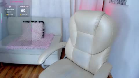 Anyi online show from September 2025 12:08:02 PM