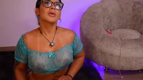 Snapshot of anyiled chatting on February 2026 03:23:02 AM Dulce Maria online show from February 2026 03:23:02 AM