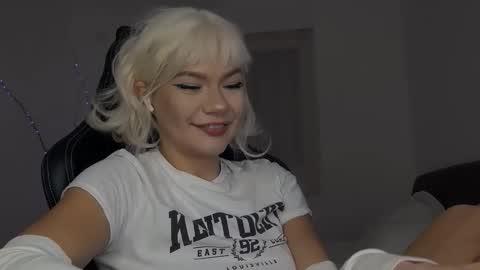 Anykitty online show from November 2025 12:09:02 AM