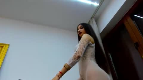 Snapshot of anyssia_ chatting on November 2025 06:52:01 PM Anyssia online show from November 2025 06:52:01 PM