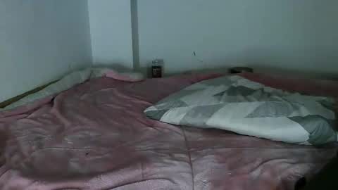 aoi_dandelion online show from January 2025 04:47:02 AM