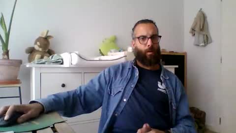 apc_3 online show from November 2025 08:47:01 AM