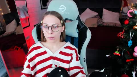 APHEX QUEEN online show from December 2024 04:32:02 PM