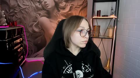 APHEX QUEEN online show from February 2025 05:15:02 PM