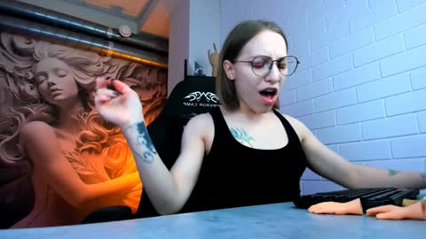 APHEX QUEEN online show from February 2025 07:10:02 PM