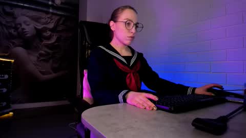 APHEX QUEEN online show from February 2026 09:13:02 AM