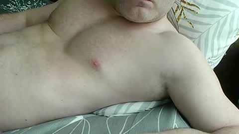 Snapshot of apluslickin chatting on December 2024 08:07:01 PM Aplusickin online show from December 2024 08:07:01 PM