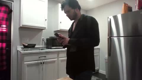 Snapshot of apocalypse_cream chatting on February 2026 10:28:02 PM apocalypse_cream online show from February 2026 10:28:02 PM