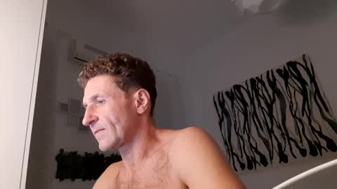 apollobest77 online show from December 2024 07:07:01 PM