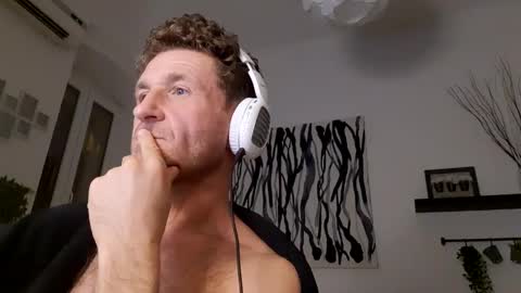 apollobest77 online show from December 2024 02:43:02 AM