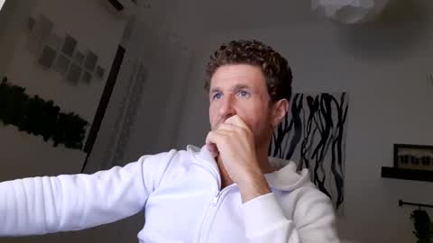 apollobest77 online show from January 2025 07:01:02 PM