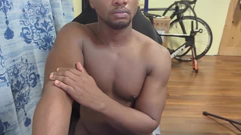 apollodarkmn online show from December 2024 02:52:01 AM