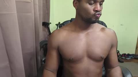 apollodarkmn online show from April 2026 12:35:02 PM