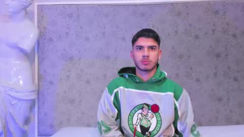 Apolo Grayy online show from February 2026 04:16:01 AM