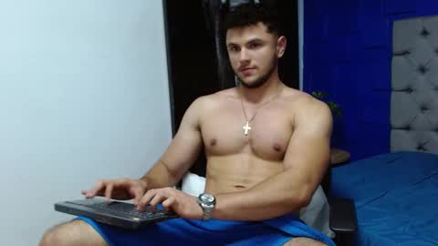 Snapshot of apolo_klein1 chatting on March 2025 05:57:01 AM Apolo online show from March 2025 05:57:01 AM