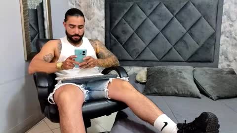 Apolo online show from September 2025 09:38:01 PM