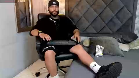 Apolo online show from September 2025 08:44:02 PM