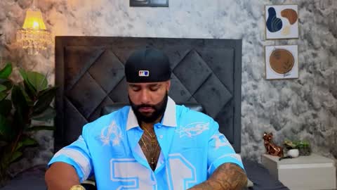 Apolo online show from November 2025 09:06:01 PM