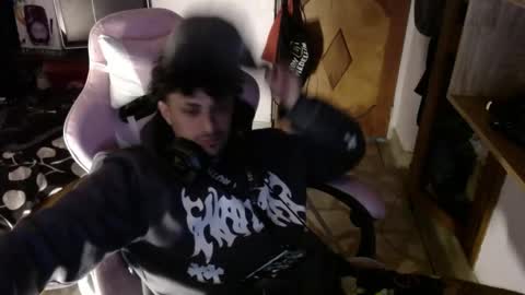 Andres online show from June 2026 03:12:01 AM