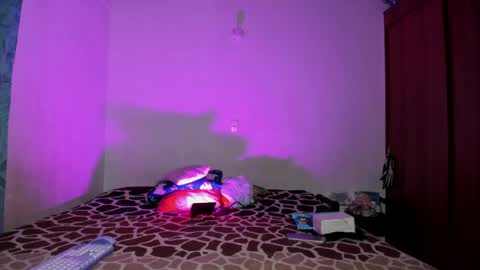 Lola  Apolo online show from May 2026 03:12:01 AM