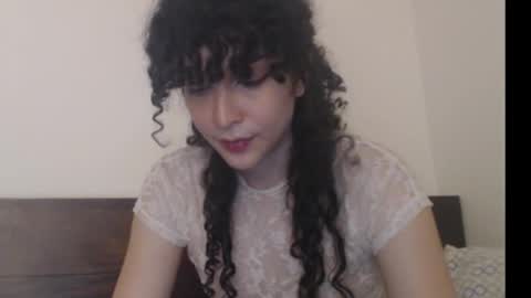 Snapshot of apolosbitch chatting on February 2026 05:46:02 PM Nix online show from February 2026 05:46:02 PM