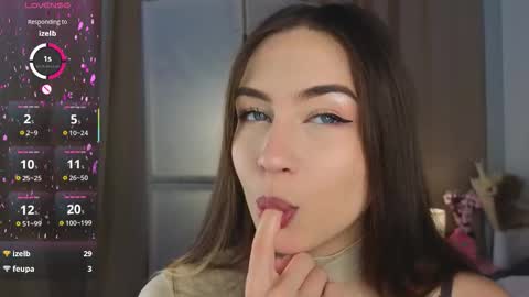 Vicki online show from November 2025 09:08:02 AM