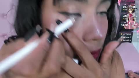 Snapshot of applehot_lr chatting on January 2025 08:22:01 AM sofi y kevin online show from January 2025 08:22:01 AM