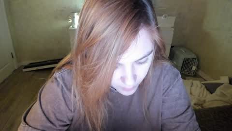 appleyummybuns online show from April 2026 04:41:01 AM