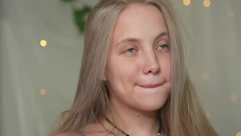  REYNA  my friend   online show from December 2024 05:15:01 PM