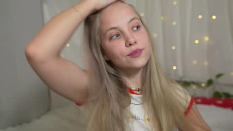  REYNA  my friend   online show from December 2024 08:05:02 AM