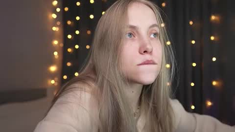  REYNA  my friend   online show from September 2025 03:37:02 PM