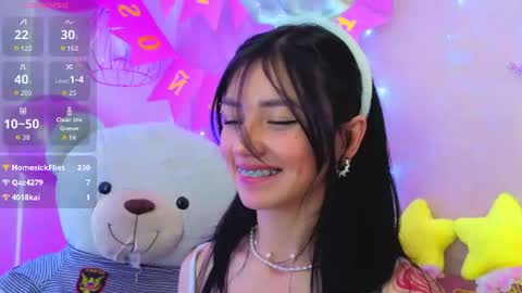 Snapshot of april_bennett chatting on July 2026 03:03:02 PM online show from July 2026 03:03:02 PM