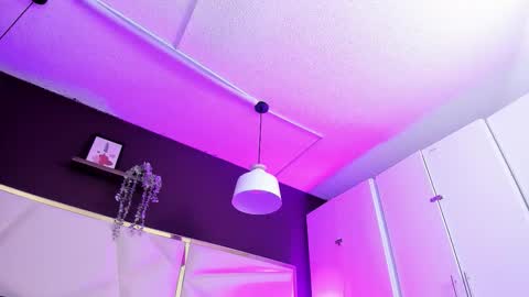 Snapshot of april_bowie chatting on February 2026 12:06:02 PM April online show from February 2026 12:06:02 PM