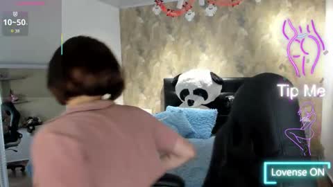  April  online show from October 2025 03:02:01 PM