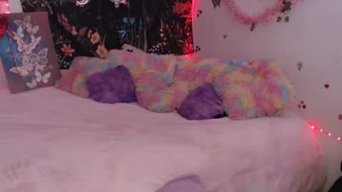 april_l6 online show from March 2026 12:16:01 AM