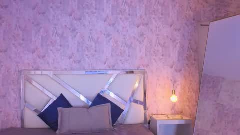 Snapshot of april_summer_ chatting on March 2026 09:32:02 PM Isabella online show from March 2026 09:32:02 PM