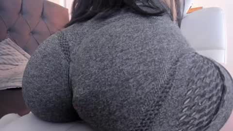 Cris online show from February 2025 03:18:02 PM