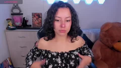 Snapshot of aqua_emilly chatting on May 2026 11:33:02 PM aqua emilly online show from May 2026 11:33:02 PM