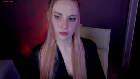 Snapshot of aqualen chatting on November 2025 12:05:02 PM aqualen online show from November 2025 12:05:02 PM