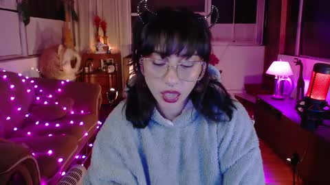 Zam independent model online show from October 2025 03:18:01 AM