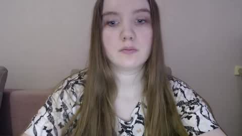 Josefin online show from December 2024 04:15:02 AM