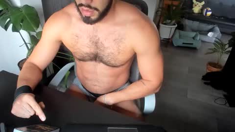 Snapshot of aquiles0224 chatting on April 2026 02:44:02 PM T. online show from April 2026 02:44:02 PM