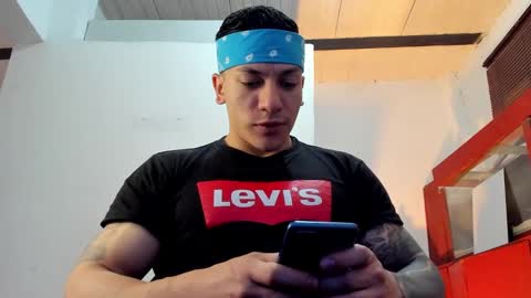 Jonathan online show from October 2025 08:51:01 PM